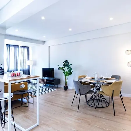 Apartment New - Luxury & Bright